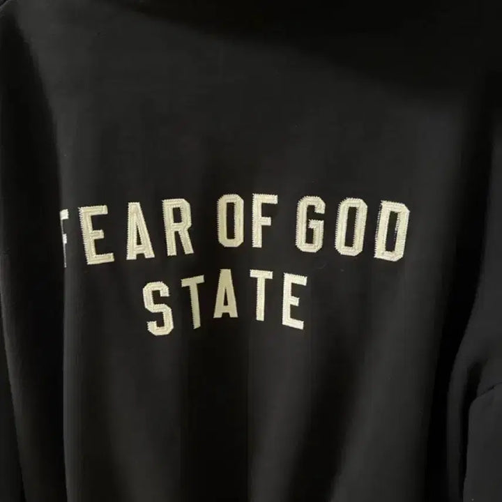 [BUNJANG] Fear of God Essentials Hoodie Black 24FW / M 피어오브갓 에센셜 후드집업 블랙 24fw