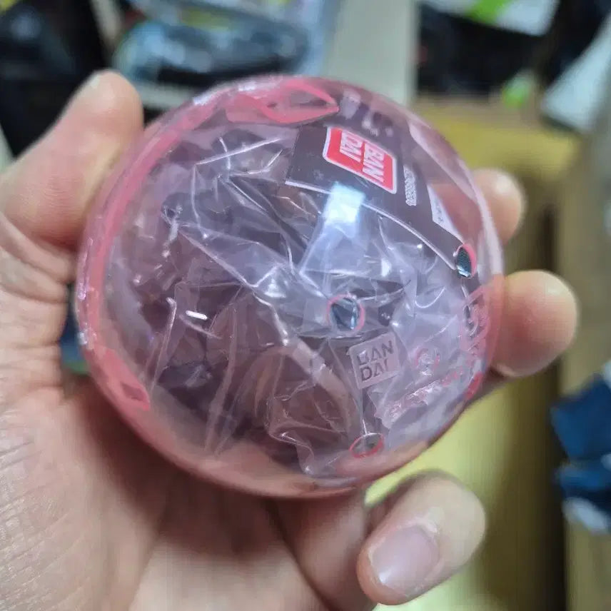 [BUNJANG] Ultimate Luminous Zaku Gacha Figure (Sealed) / 얼티밋 루미너스 자쿠 가챠 미개봉