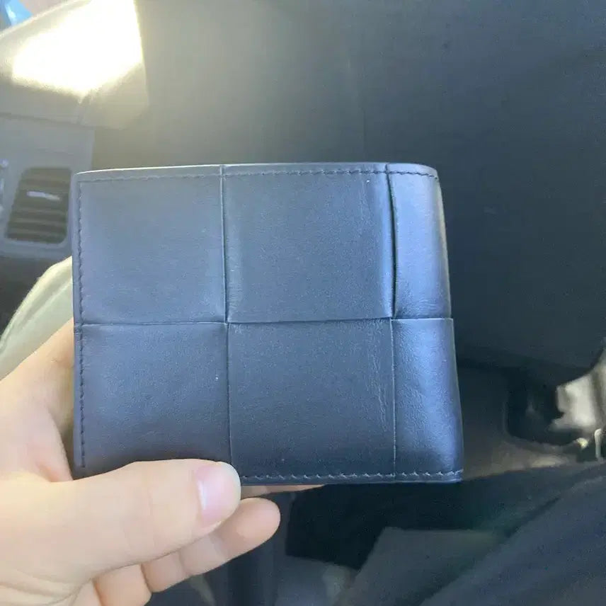 [BUNJANG] Bottega Veneta Two-Tone Bi-Fold Wallet / 보테가베네타 투톤 반지갑
