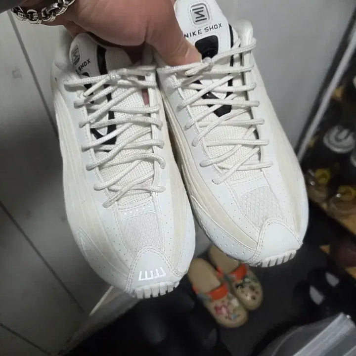 [BUNJANG] Shark "Woman" 265 Shoes / 샥스 우먼265
