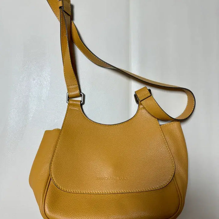 [BUNJANG] Mandarin Duck Lily 2-way Shoulder/Cross Bag Sunflower / (상태SS,판매가20) 만다리나덕 릴리 2way 숄더/크로스백