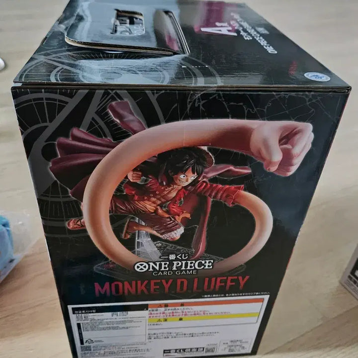 [BUNJANG] One Piece Ichiban Kuji A Prize Luffy Figure, E Prize Chopper, and Promo Cards Bundle / 원피스카드 제일복권 A상+E상+프로모카드 팝니다