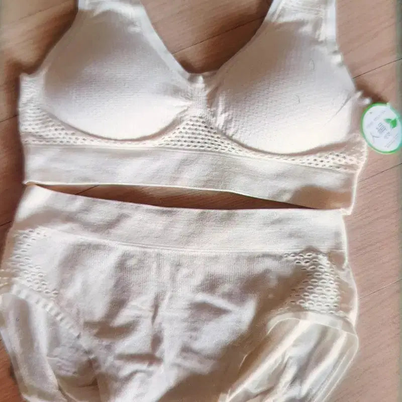 [BUNJANG] Rayon Bra Panty Set - Ivory - Size M (Fits 55-77) / 새상품  인견브라팬티세트 M사이즈(55~77사이즈)