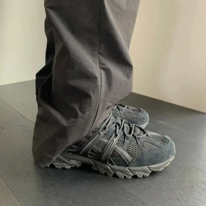 [BUNJANG] Asics Gel-Sonoma 15-50 Triple Black Sneakers / [275] 아식스 젤소노마 15-50 블랙 트블 트리플블랙