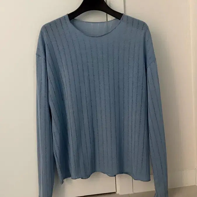 [BUNJANG] Sheer Sky Blue Long Sleeve T-Shirt (Size 100-105) / [ 시스루 스카이블루 긴팔티 100-105 ]
