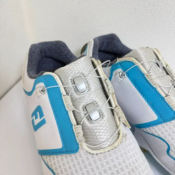 [BUNJANG] FootJoy Golf Shoes White/Blue BOA System / 풋조이 골프화 흰색/파랑 BOA 시스템