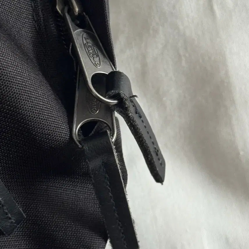 [BUNJANG] Vintage Eastpak Wyoming Classic Backpack Black / 빈티지 이스트팩 와이오밍 클래식 백팩