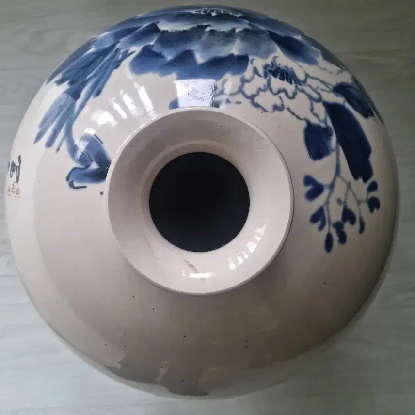 [BUNJANG] Baek Pa Seon Ceramics Vase with Floral Design / 수려한  도자기