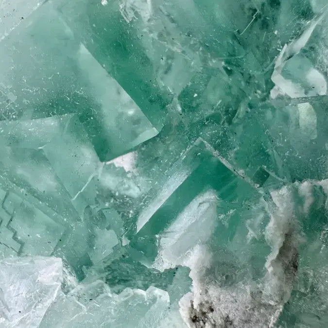 [BUNJANG] Mint Fluorite Staircase Specimen / 민트빛 형석