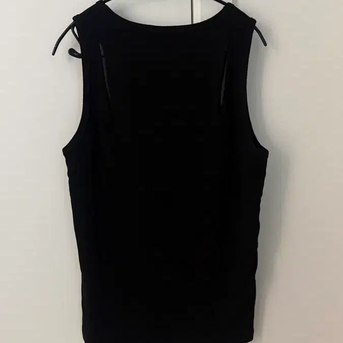 [BUNJANG] 51 Percent Sleeveless Top - Black, Size L / [ 51퍼센트 슬리브리스 / 나시 L ]