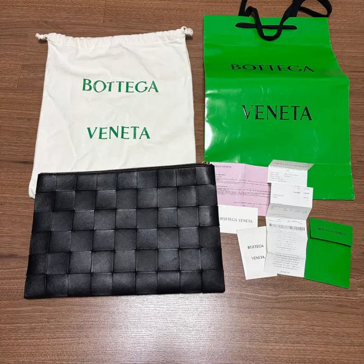 [BUNJANG] Bottega Veneta Large Clutch Black / 보테가베네타 라지 클러치 블랙