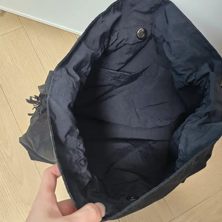 [BUNJANG] Black Nylon Crossbody Bag / 블랙 나일론 크로스백