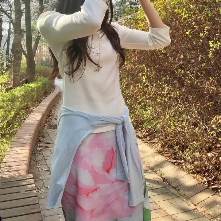 [BUNJANG] Nuanoe Rose Skirt (Size 3) / 누아누ㅣRose 스커트 3사이즈