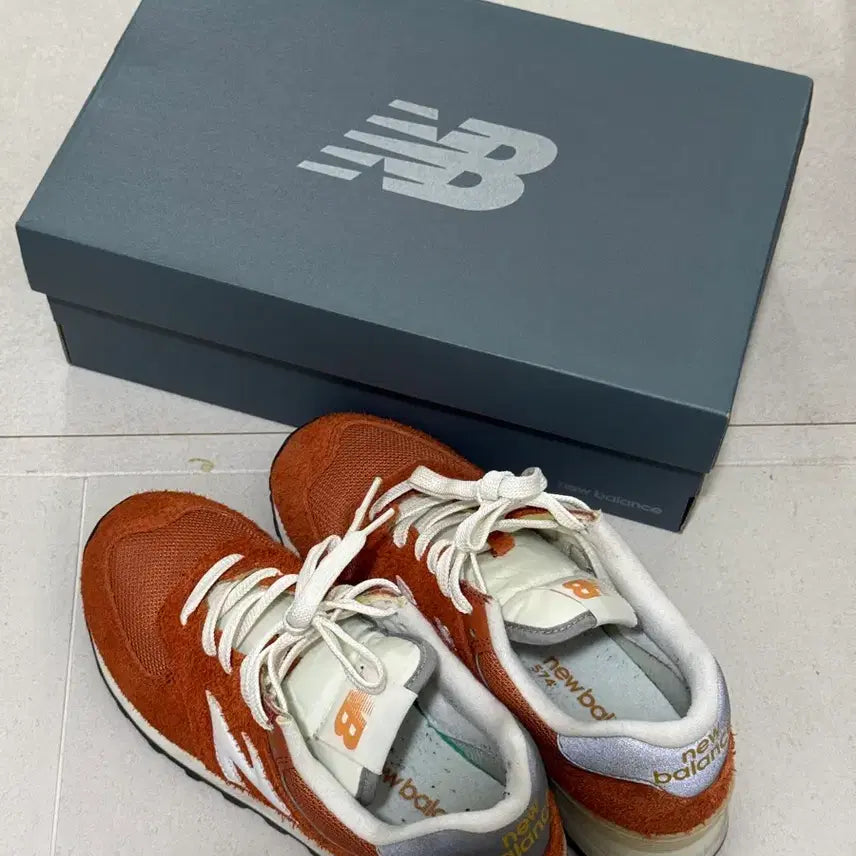[BUNJANG] New Balance 574 Heritage Orange Sneakers (235mm) / 뉴발란스 574 헤리티지 오렌지 235 사이즈 팝니다