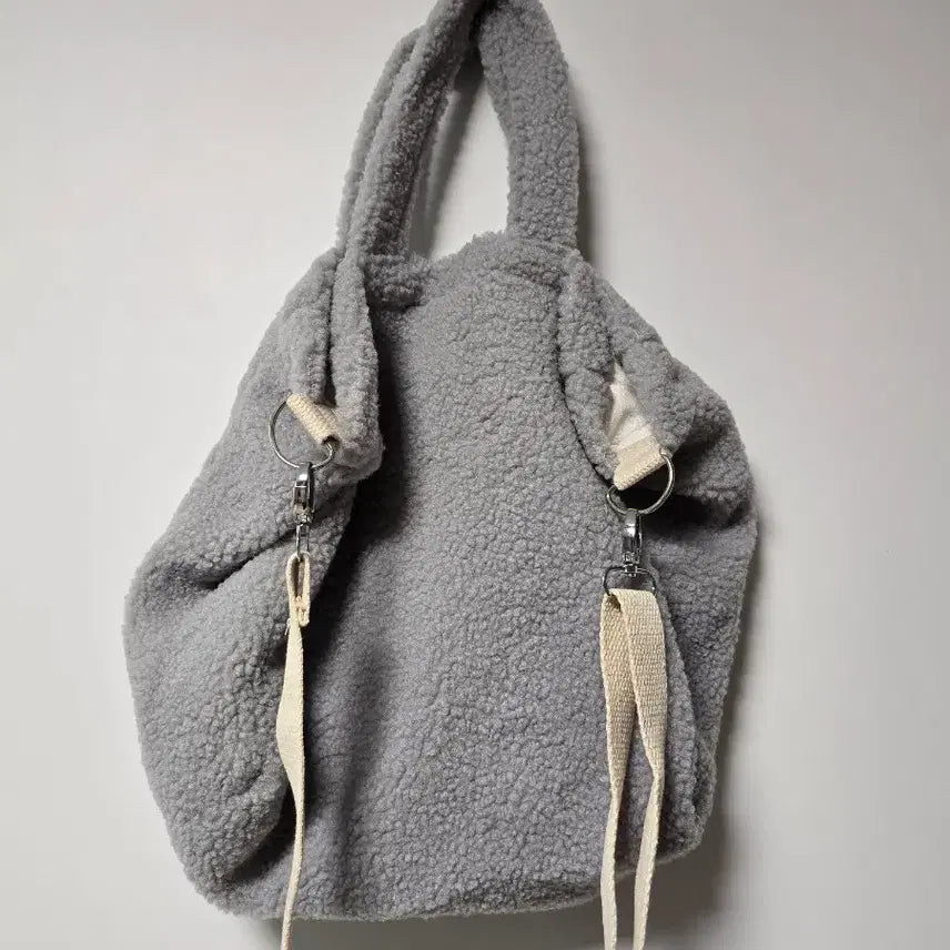 [BUNJANG] Fleece Crossbody Bag / 뽀글이 크로스백