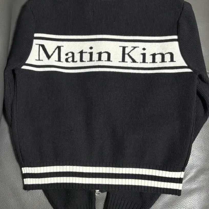 [BUNJANG] Matinkim Knit Cardigan Black S / [마뗑킴] 니트 가디건 블랙 S