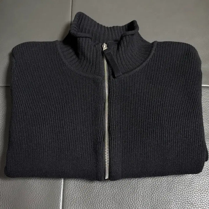 [BUNJANG] Matinkim Knit Cardigan Black S / [마뗑킴] 니트 가디건 블랙 S