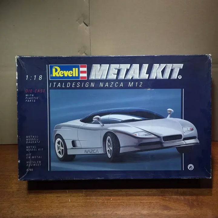 [BUNJANG] Revell Nazca M12 Metal Kit 1:18 Diecast Model Kit / Revell Nazca M12 메탈 키트 1:18 다이캐스트 프라모델