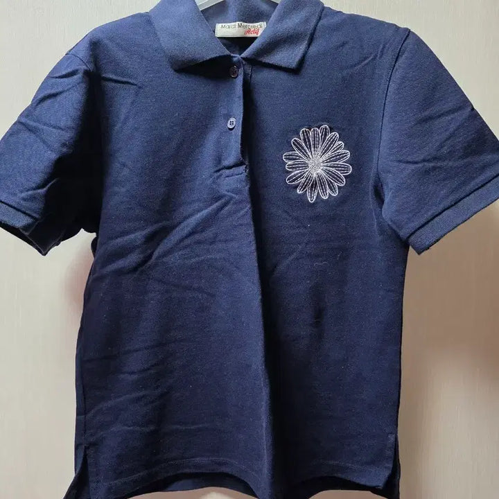 [BUNJANG] Mardi Mercredi Pique Short-Sleeve T-Shirt / 마르디 메크르디 피케 반팔티
