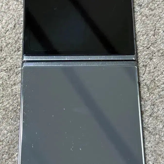 [SOLD OUT] 삼성 갤럭시 Z플립5 블랙 256GB