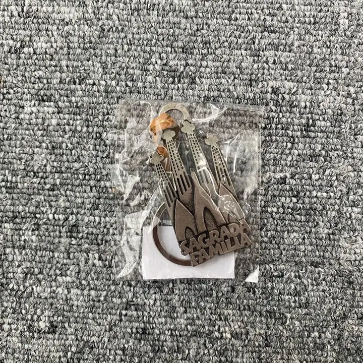 [BUNJANG] Sagrada Familia Barcelona Souvenir Keychain / [미개봉/새상품] 스페인 바르셀로나 사그라다 파밀리아 기념품 키링
