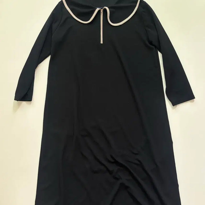 [SOLD OUT] 블랙 카라넥 배색 롱원피스 (임부복가능)