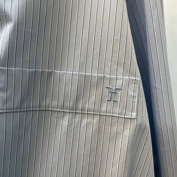 [BUNJANG] TIME 2024 Stripe Shirt (Size F) / ㄴ한섬 타임 TIME 2024년 스트라이프 셔츠 F 미착용 보관 여곳