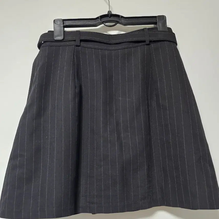 [BUNJANG] Mixxmix Heart Belt Skirt / 믹스엑스믹스 하트벨트 스커트