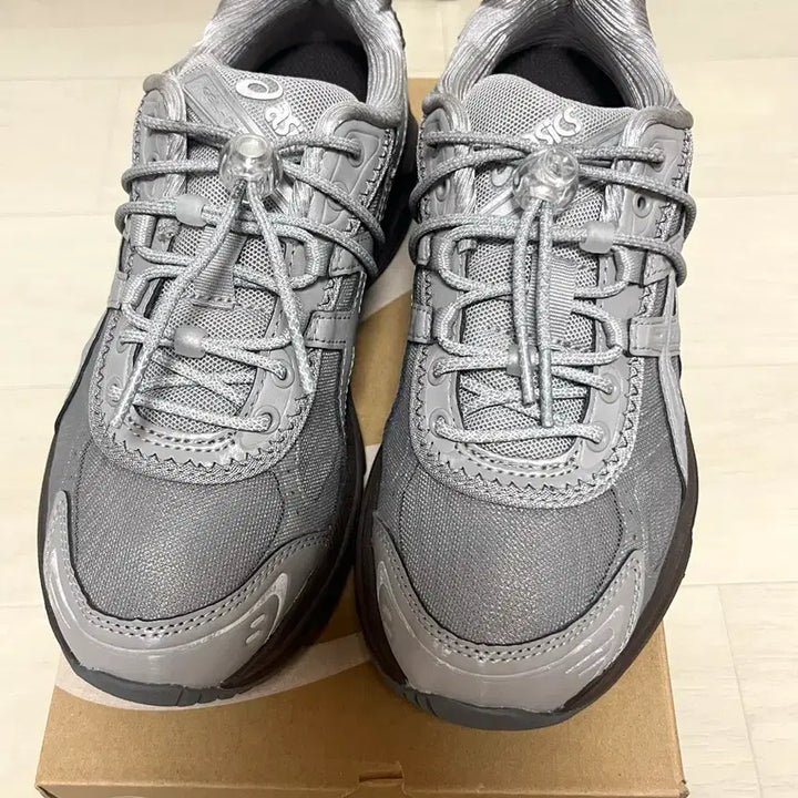 [BUNJANG] ASICS GEL-1130 RE Grey Sneakers 240 / 아식스 오호스 GEL-1130 RE 그레이 240