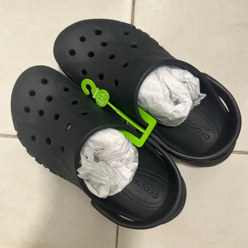 [SOLD OUT] 크록스 바야 플랫폼 클로그 블랙 250