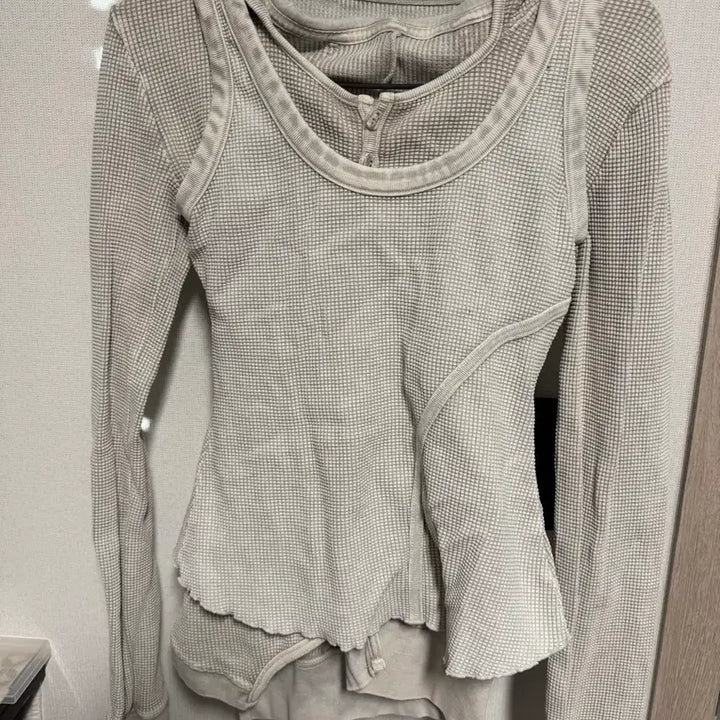 [BUNJANG] Mischief Layered Waffle Hoodie Set Bleached Beige / 미스치프 레이어드 와플 후드 세트 블리치드 베이지
