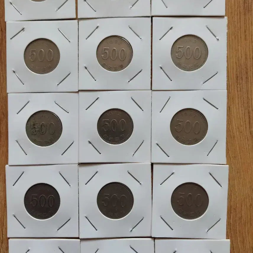 [BUNJANG] 1982 500 Won Coin Bundle (15 pcs) / 1982년 500원 동전32개