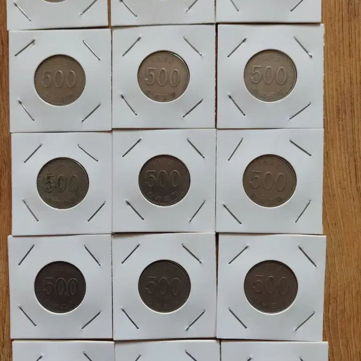 [BUNJANG] 1982 500 Won Coin Bundle (15 pcs) / 1982년 500원 동전32개