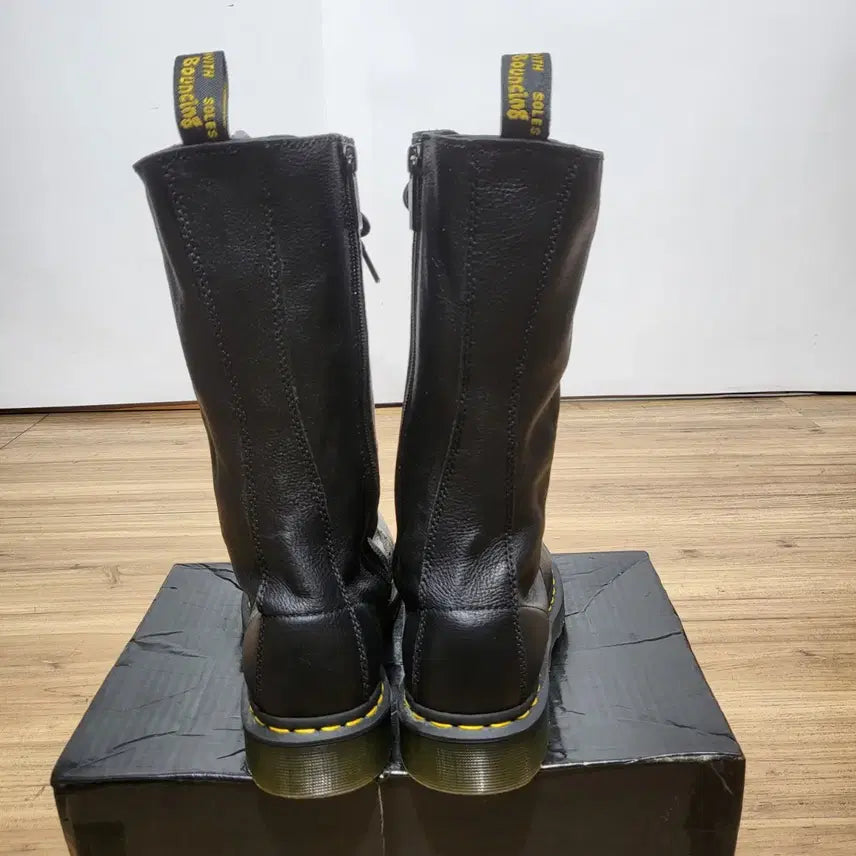 [BUNJANG] Dr. Martens Women&