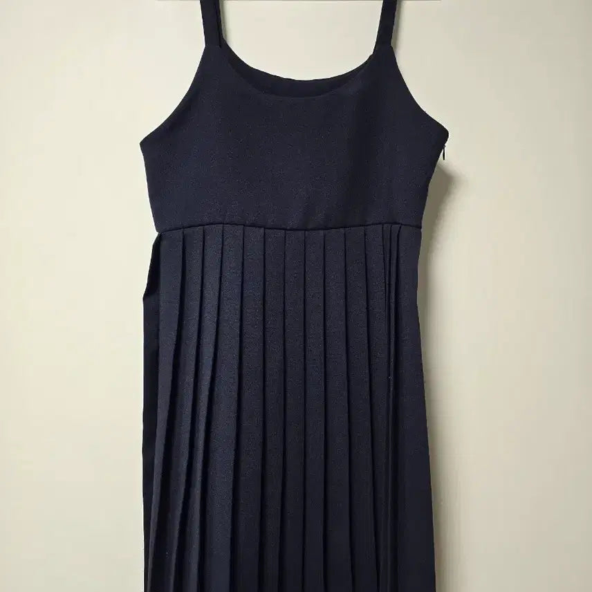[BUNJANG] Navy Pleated Mini Dress / 네이비 플리츠 미니 원피스