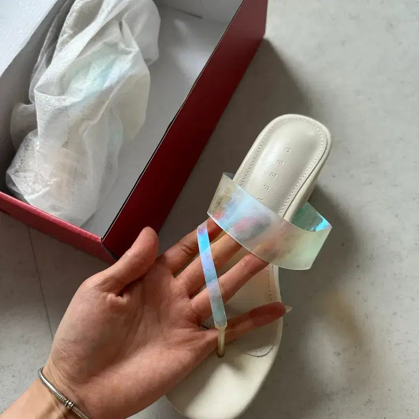 [BUNJANG] Hologram Sandals Slippers (235) / 홀로그램 샌들 슬리퍼 235