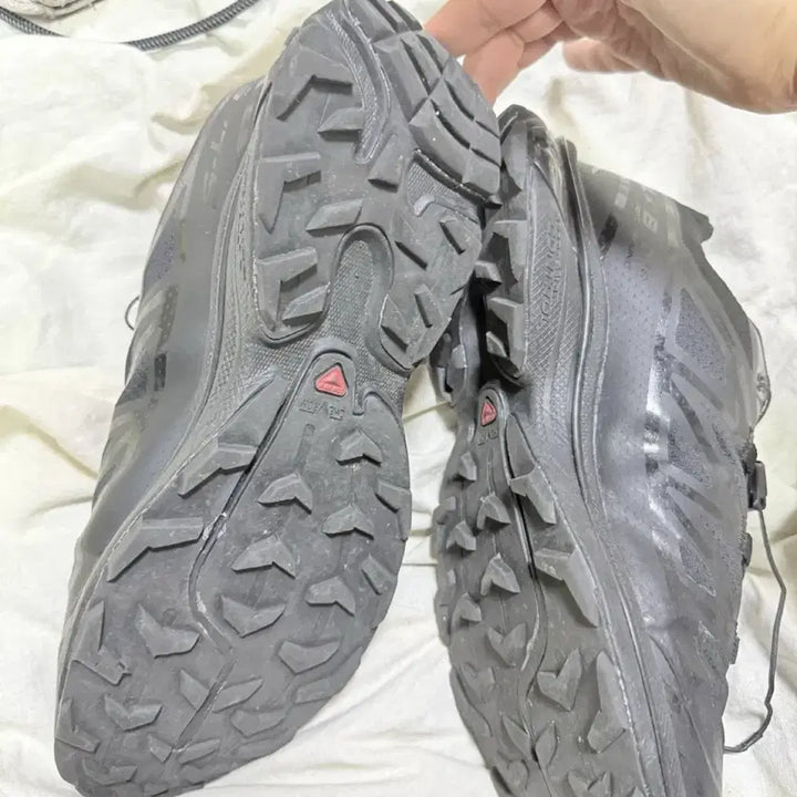 [BUNJANG] Salomon XT-6 Black Sneakers (Size 265) / 상태좋음) 살로몬 xt-6 블랙(265)