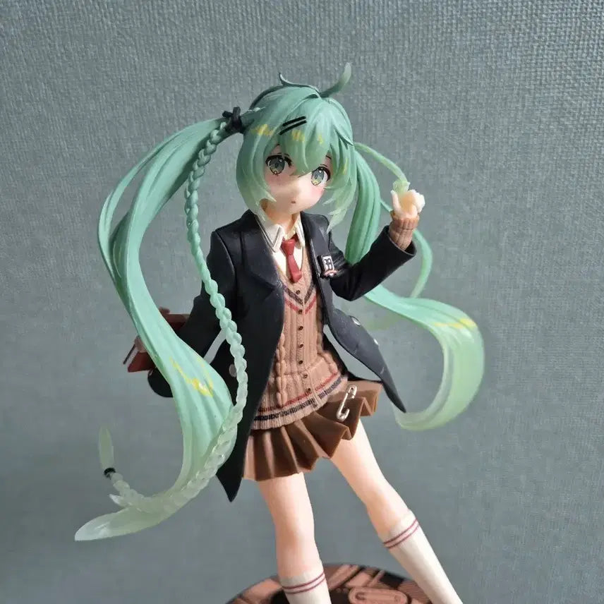 [BUNJANG] Taito Preppy Miku School Uniform Figure / 박스 O) 타이토 프레피 미쿠 스쿨룩 교복 피규어