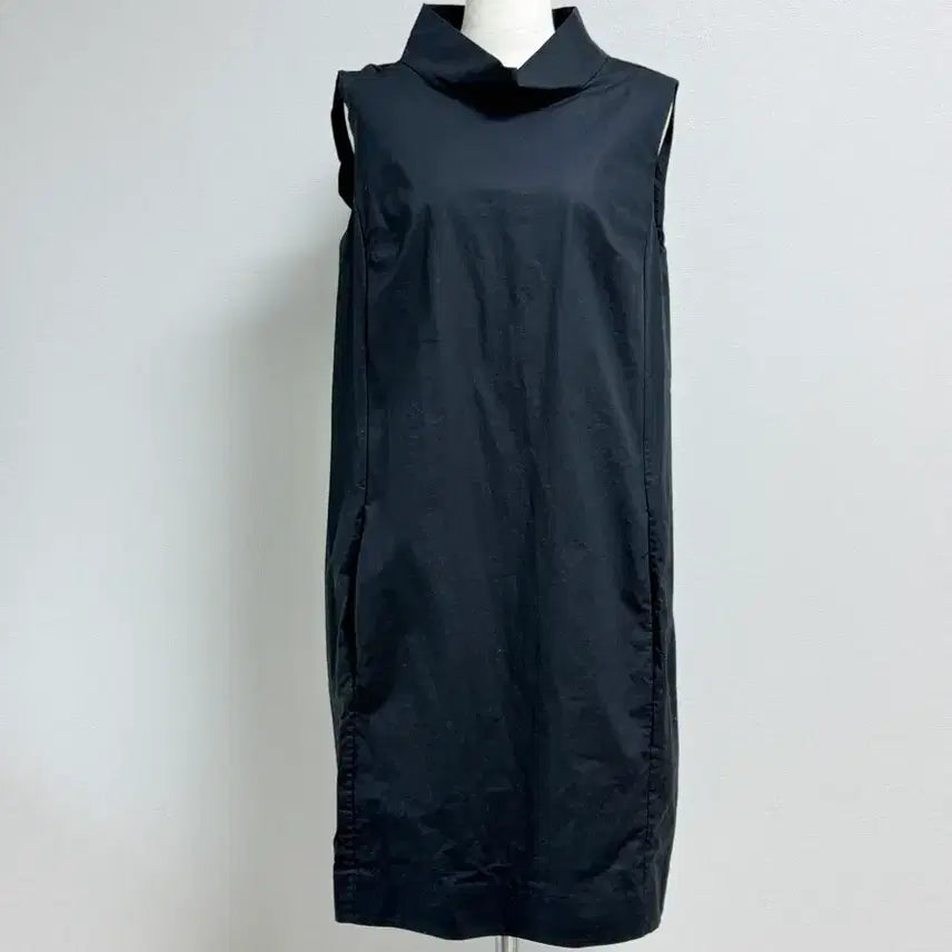[BUNJANG] COS Cotton Black High Neck Sleeveless Dress / 코스 Cos 코튼 블랙 하이넥 민소매 원피스