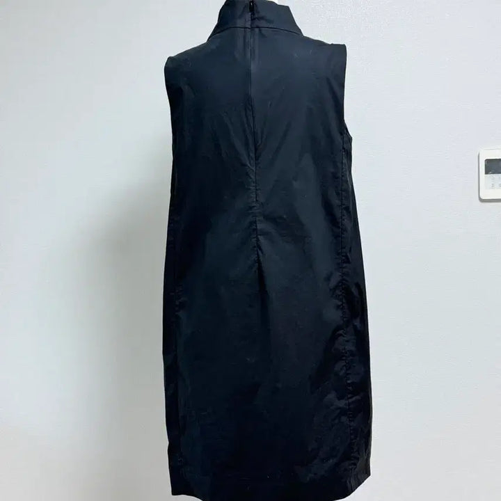 [BUNJANG] COS Cotton Black High Neck Sleeveless Dress / 코스 Cos 코튼 블랙 하이넥 민소매 원피스