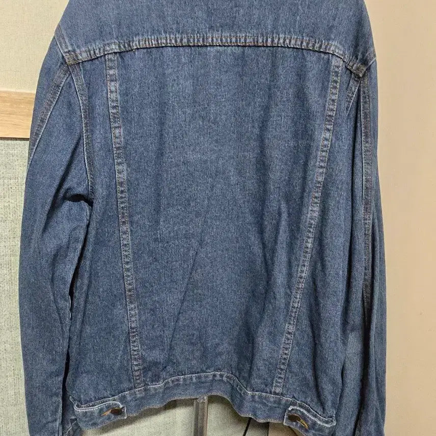 [BUNJANG] KTC Denim Jacket (L) / KTC 데님 자켓 L 사이즈