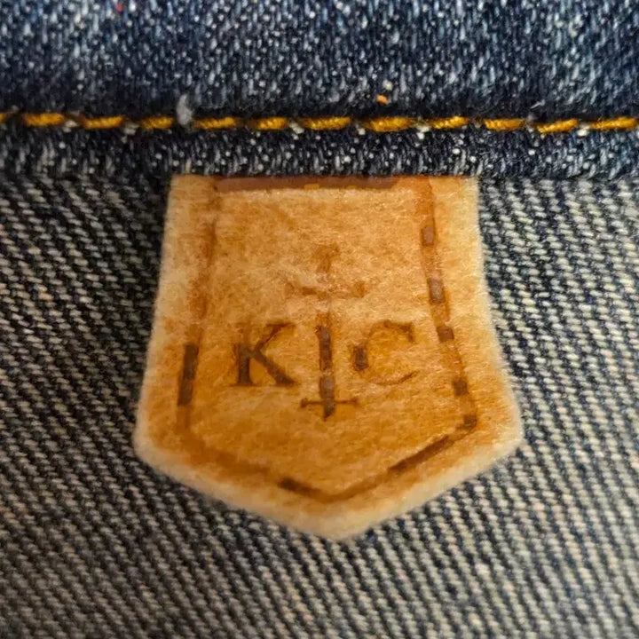 [BUNJANG] KTC Denim Jacket (L) / KTC 데님 자켓 L 사이즈