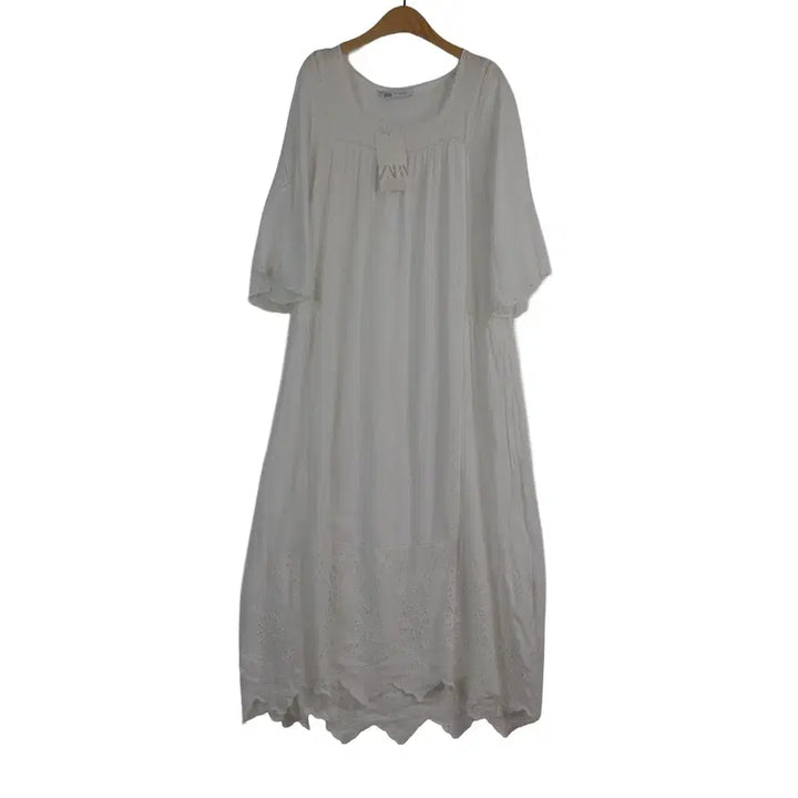 [SOLD OUT] 자라 ZARA 정품 자수 레이스 롱 원피스 XS 새상품 화이트 보헤미안