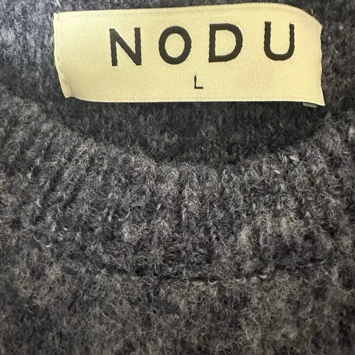[BUNJANG] NodeU Nordic Snow Snowflake Round Knit [Navy] L Size / 노드유 스노우 노르딕 눈꽃 라운드 니트 [네이비] 판매합니다