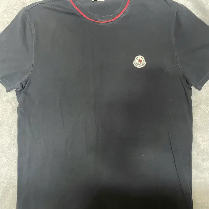 [SOLD OUT] 몽클레어 로고패치 반팔