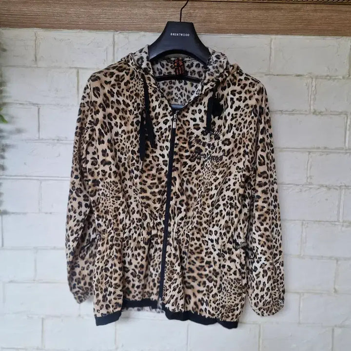 [BUNJANG] Leopard Print Hoodie Zip-Up Jumper Women&