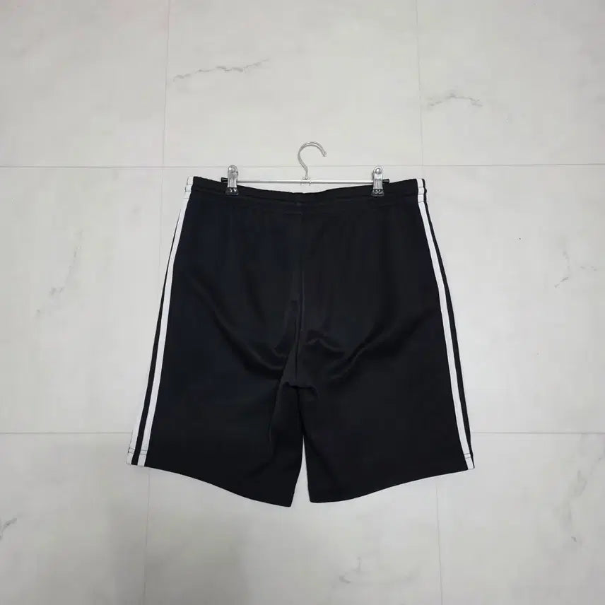 [BUNJANG] Adidas Europa Firebird Shorts Black / L 아디다스 유로파 파이어버드 반바지 블랙