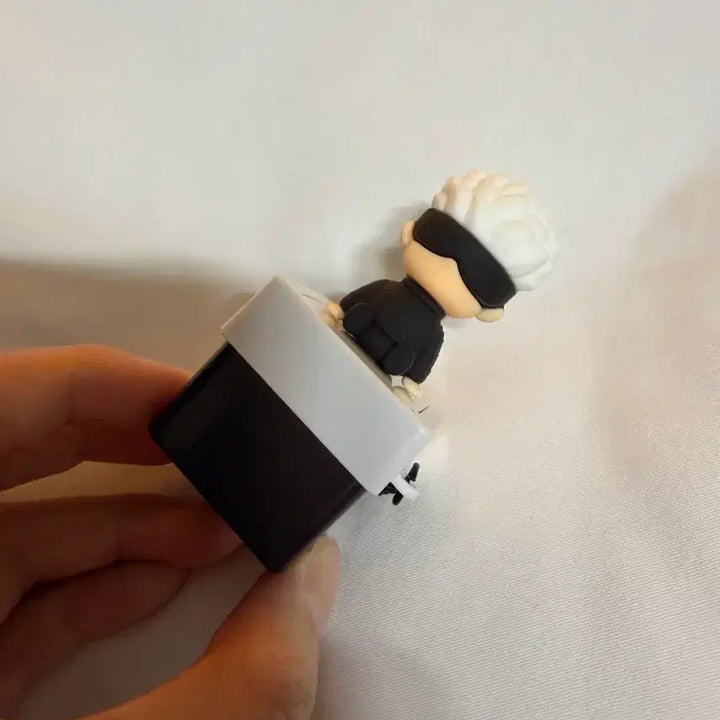 [BUNJANG] Jujutsu Kaisen Satoru Gojo Figure Keychain / 주술회전 고죠 사토루 피규어키링