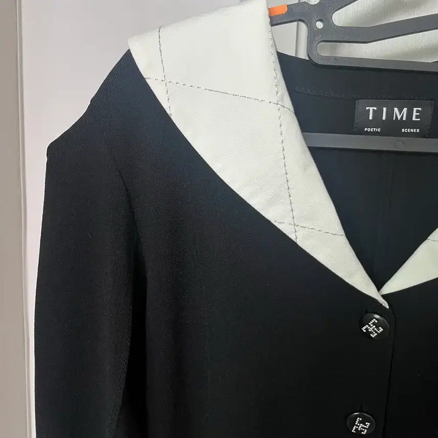 [BUNJANG] Time Sailor Collar Puff Short Sleeve Knit Black / 타임 세일러카라 퍼프 반팔 니트 블랙