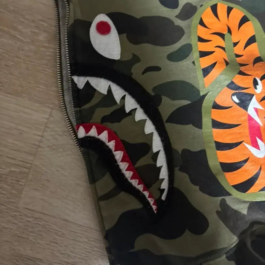 [BUNJANG] BAPE Asura Shark Hoodie Green / 베이프 아수라 샤크후드 녹계 정품